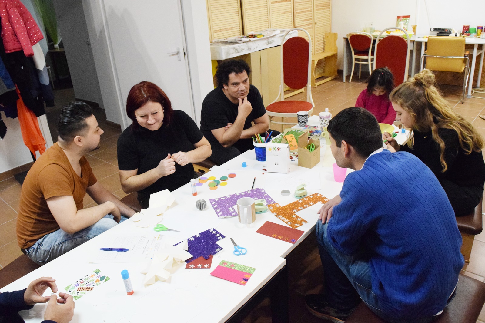 Karácsonyi díszek között ért véget a RefoRom English Club